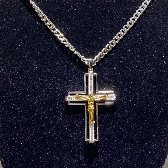 Mens Stainless Steel Cross Chain Jesus Necklace - Picture 3 of 10